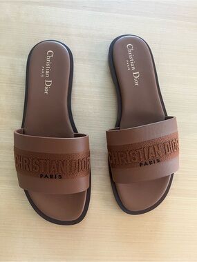 Christian Dior Dway Brown Logo Slide Sandals size 37